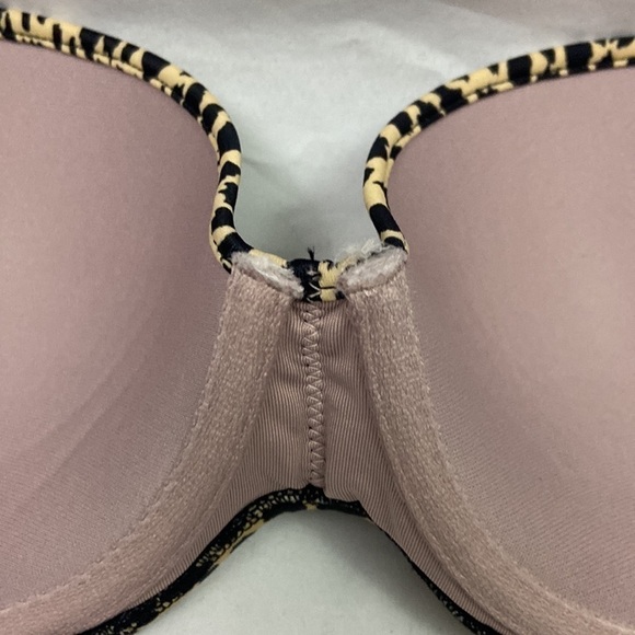 Victoria’s Swim Leopard Print Bikini Swim Top 32D - Picture 5 of 7